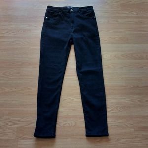 Zara High-Waisted Black Skinny Jeans | Size US 10